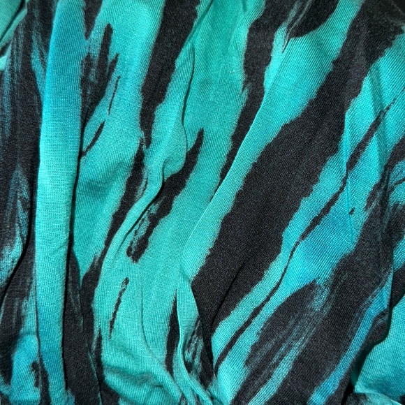 maj • vertical & horizontal lines tank • small - Picture 4 of 6